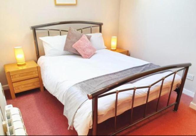 Stratton Cottage Guesthouse Biggleswade Ngoại thất bức ảnh A bedroom at the hotel